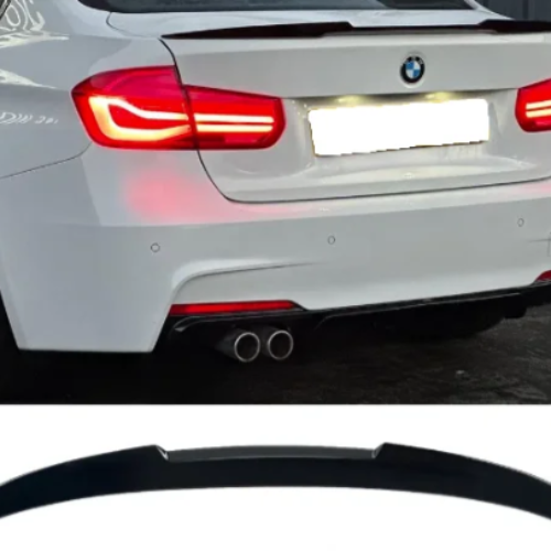 Bagažinės apdaila M4 look BMW 3/M3 F30/F80 sedanui 11-19 juoda blizgi