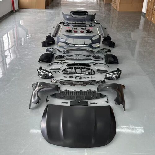 Mercedes Benz E63 Facelift (W213) Išvaizdos komplektas tikram Mercedes Benz E E63 senam modeliui su žibintais