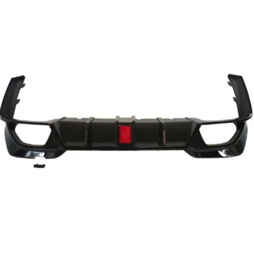 Galinis difuzorius DS stiliaus BMW 3 G20 juodas blizgus (su LED)