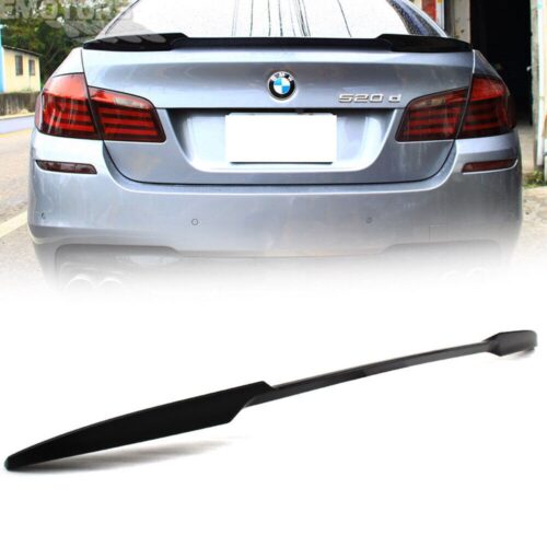 Bagažinės apdaila M4 look BMW 5 F10 10-16 juoda blizgi